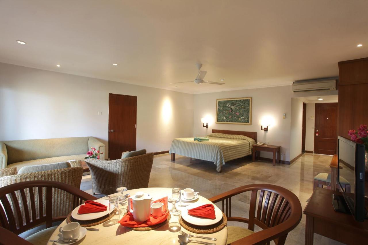 Peninsula Beach Resort نوسا دوا المظهر الخارجي الصورة