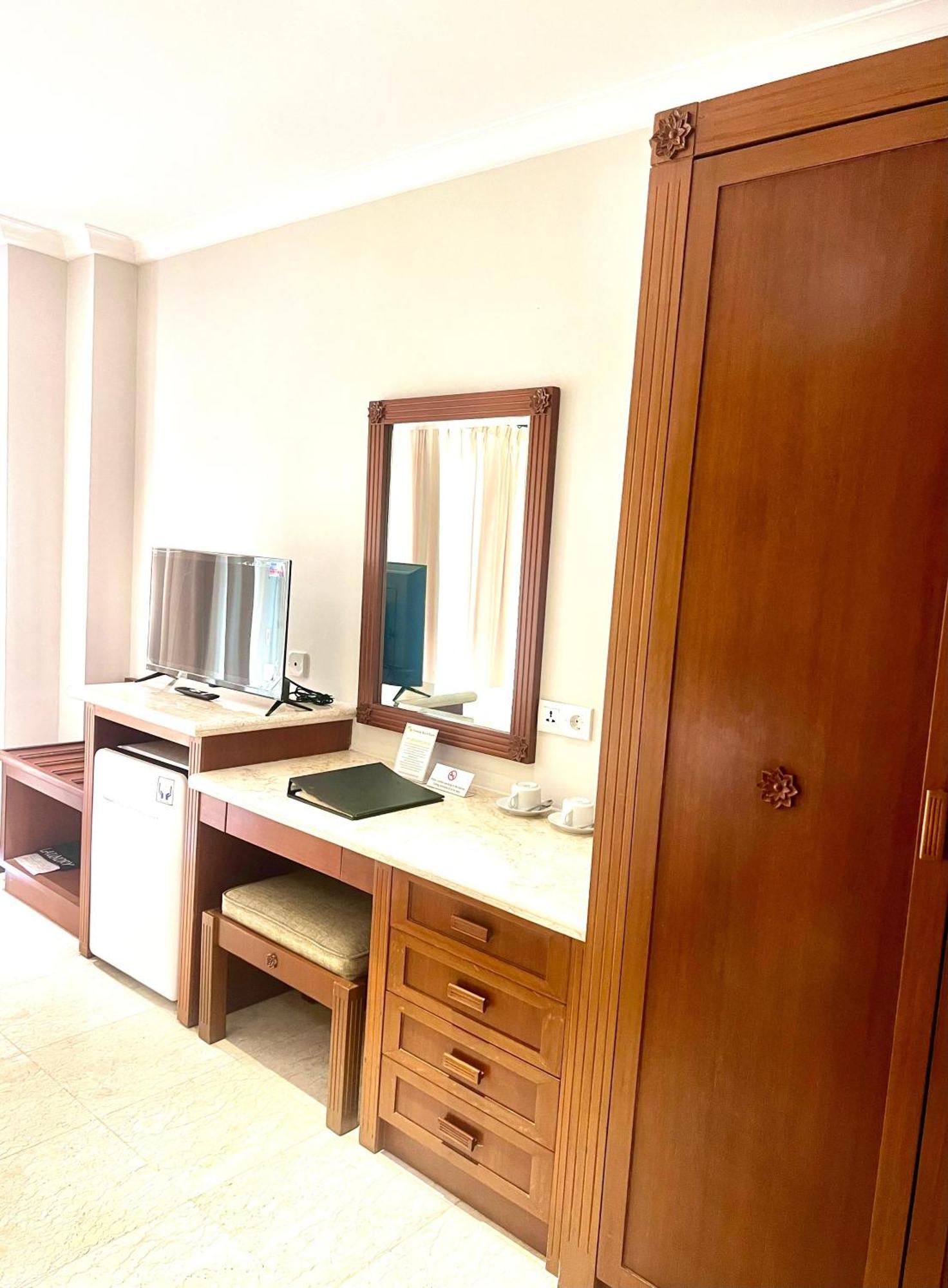 Peninsula Beach Resort نوسا دوا المظهر الخارجي الصورة